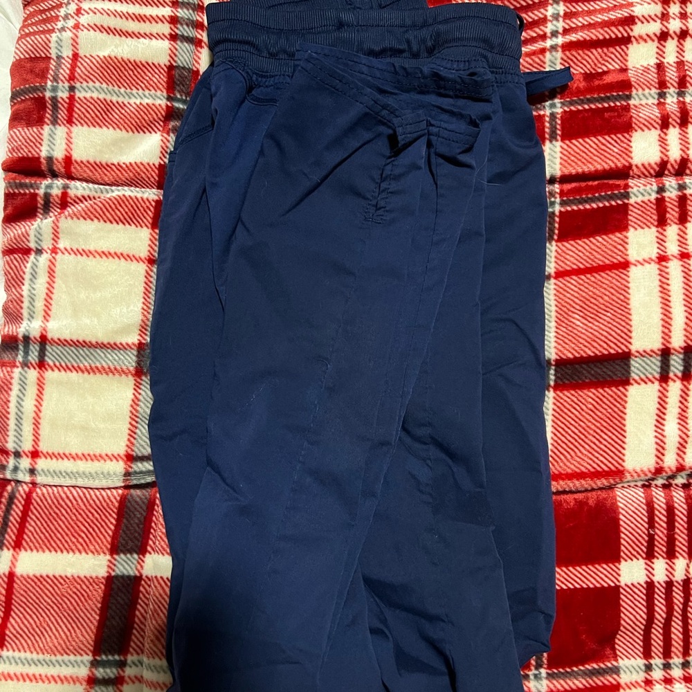 Scrub pants
